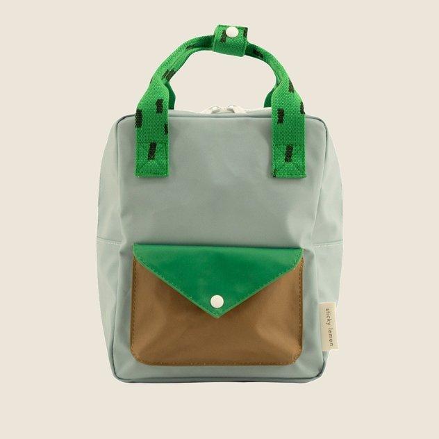 Malý recyklovaný ruksak | modrá obloha + zelené jablko