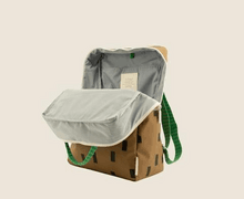 Recyklovaný ruksak veľký | Čokoláda + Zelené jablko